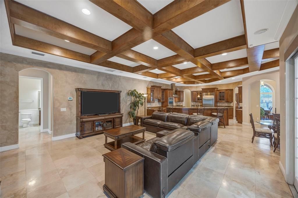 En Venta: $1,695,000 (5 camas, 4 baños, 4914 Pies cuadrados)