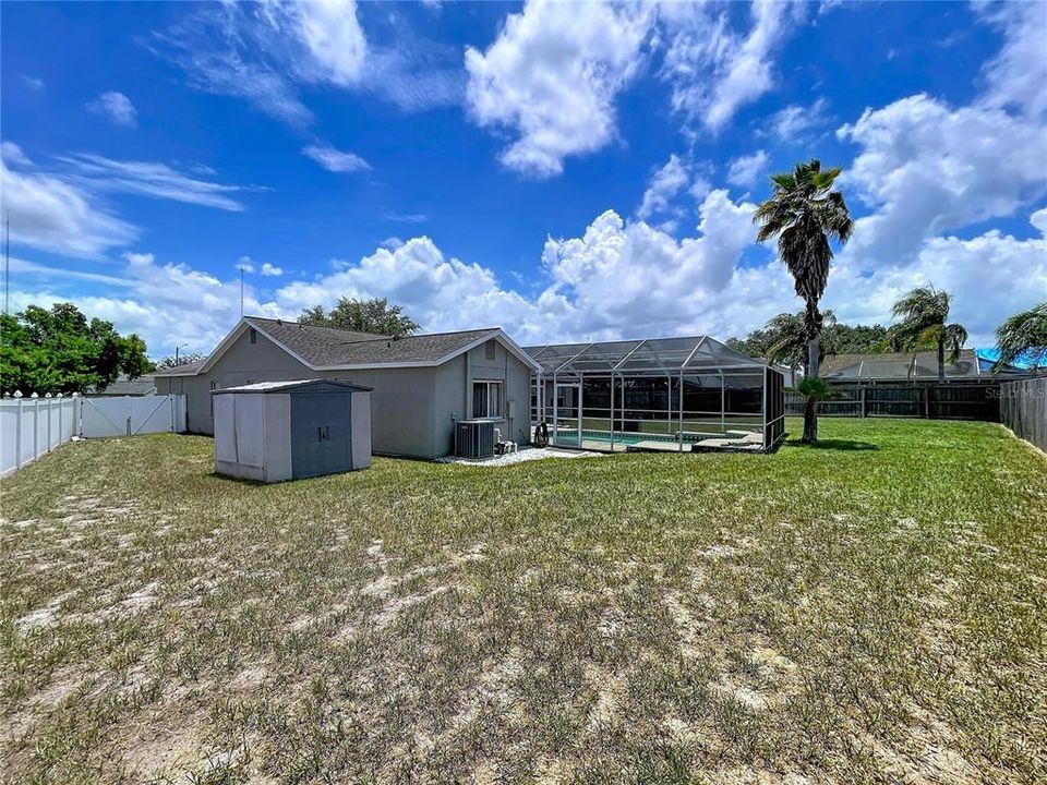 For Sale: $499,900 (5 beds, 3 baths, 2060 Square Feet)