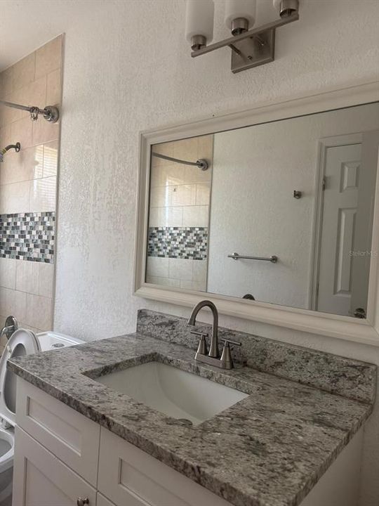 В аренду: $1,695 (1 спален, 1 ванн, 700 Квадратных фут)