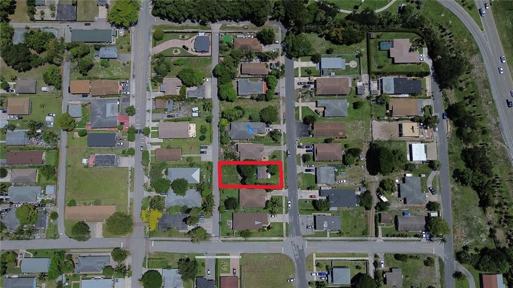 For Sale: $324,999 (1 beds, 1 baths, 624 Square Feet)