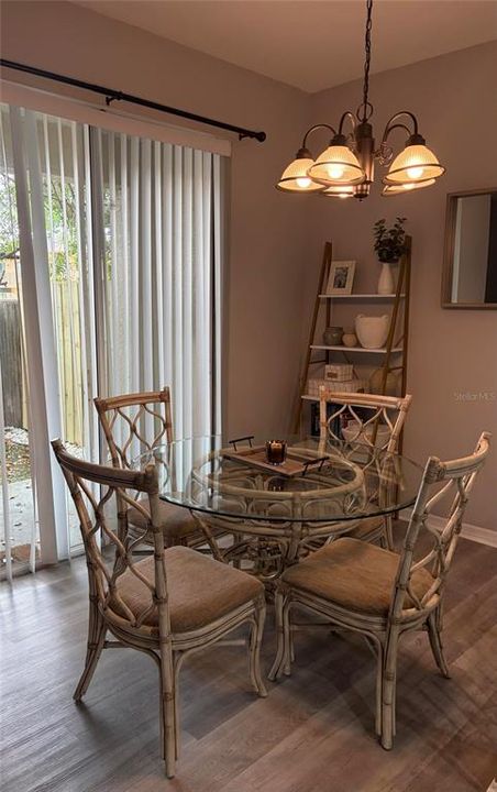 For Rent: $2,700 (3 beds, 2 baths, 2008 Square Feet)