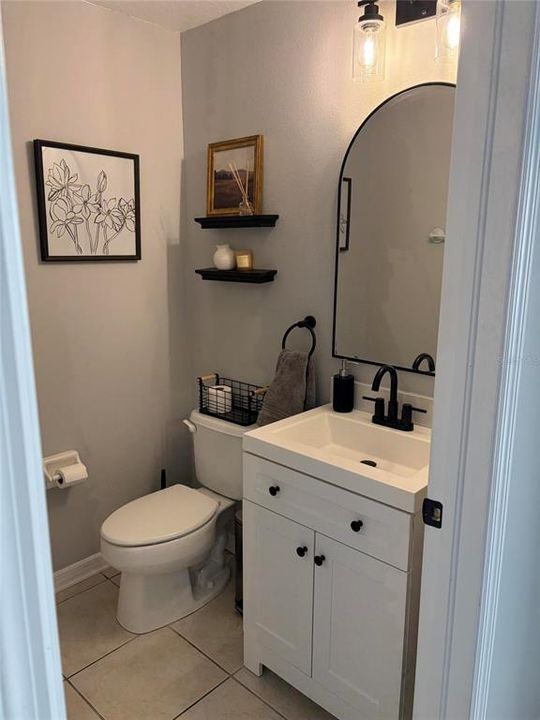 For Rent: $2,700 (3 beds, 2 baths, 2008 Square Feet)