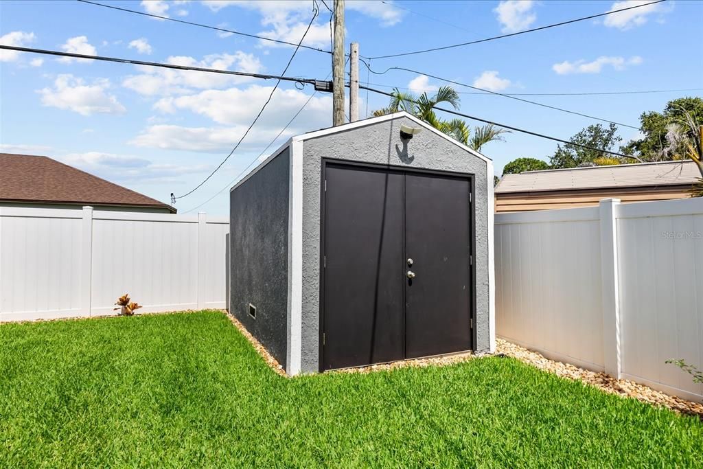 En Venta: $639,900 (4 camas, 2 baños, 1705 Pies cuadrados)