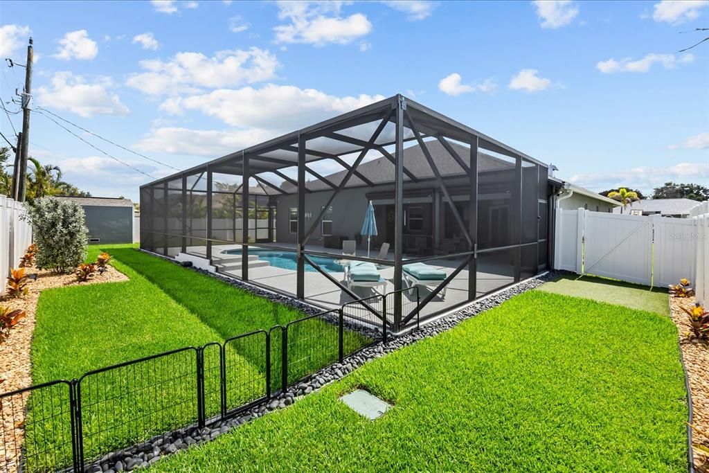 En Venta: $639,900 (4 camas, 2 baños, 1705 Pies cuadrados)