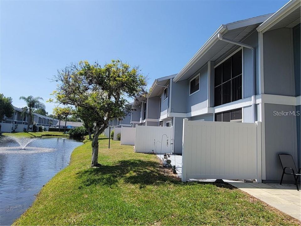 For Rent: $1,650 (2 beds, 2 baths, 948 Square Feet)