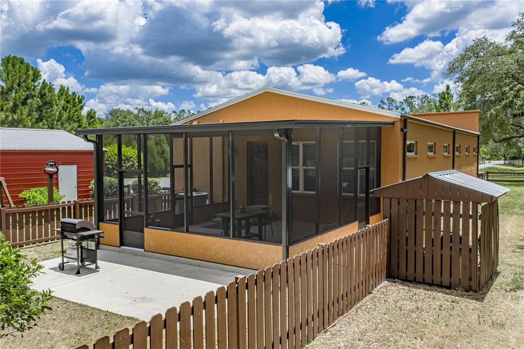 На продажу: $899,900 (2 спален, 2 ванн, 1920 Квадратных фут)
