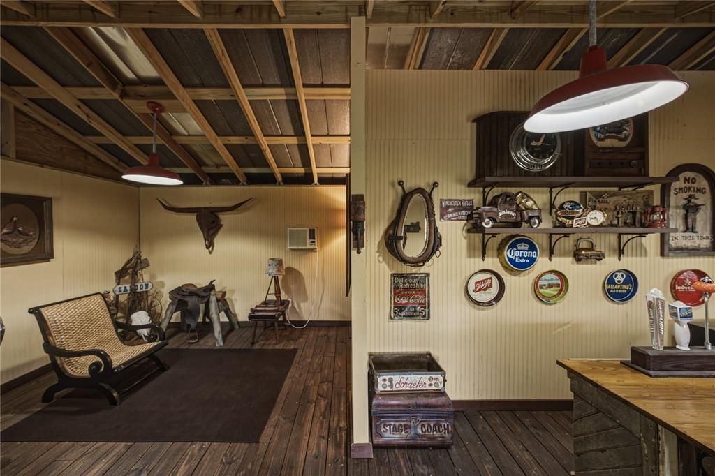 На продажу: $899,900 (2 спален, 2 ванн, 1920 Квадратных фут)