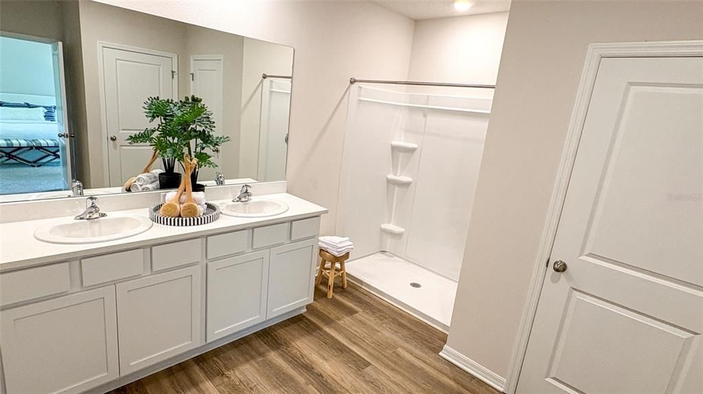 For Sale: $446,990 (4 beds, 3 baths, 2336 Square Feet)