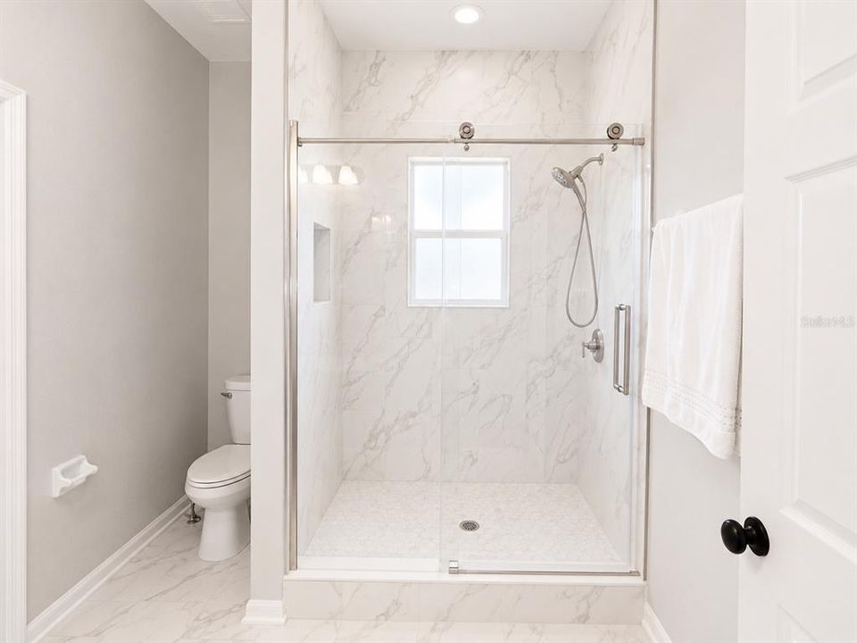 For Sale: $470,000 (4 beds, 3 baths, 2339 Square Feet)