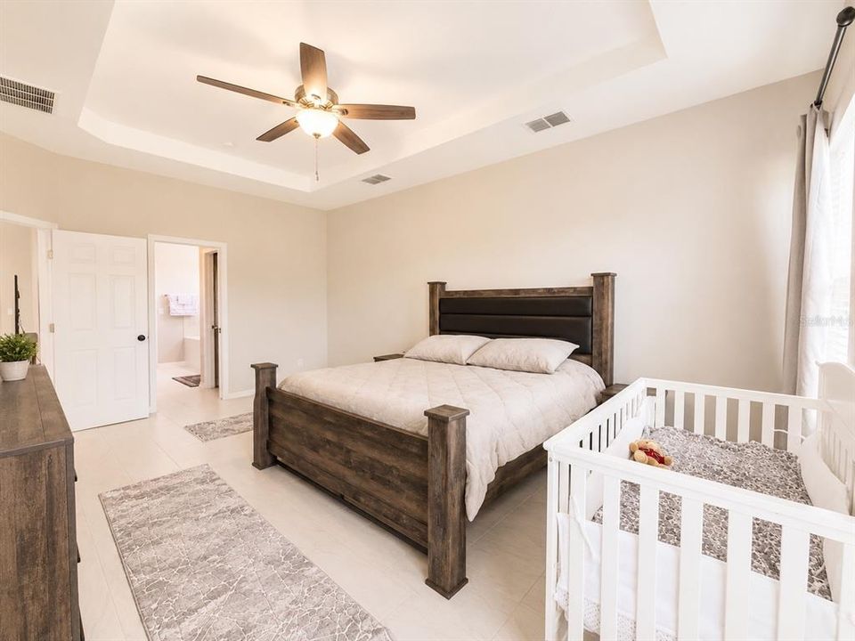 For Sale: $470,000 (4 beds, 3 baths, 2339 Square Feet)