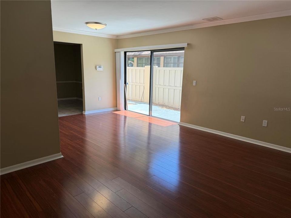 En Renta: $2,300 (3 camas, 2 baños, 1659 Pies cuadrados)