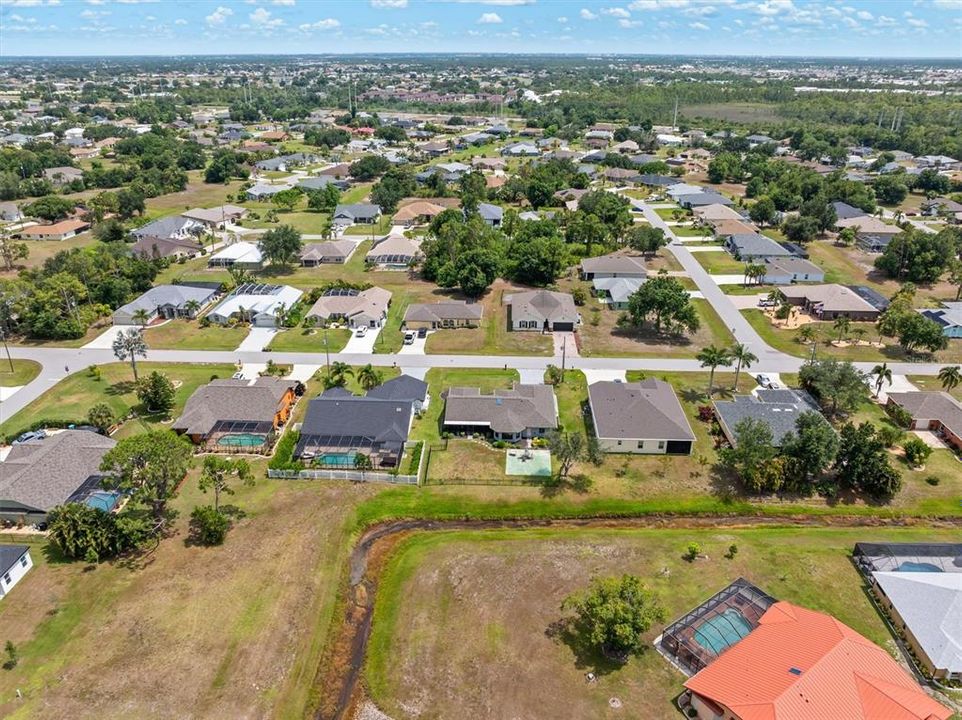 На продажу: $339,800 (3 спален, 2 ванн, 1780 Квадратных фут)