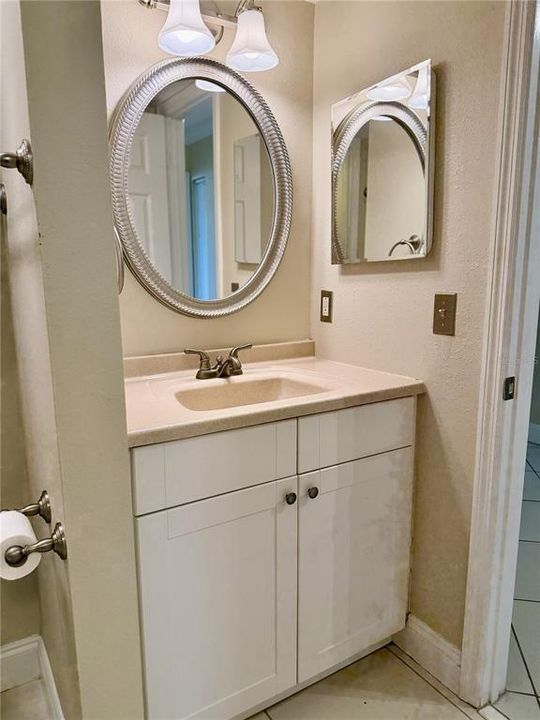 В аренду: $1,900 (2 спален, 2 ванн, 1115 Квадратных фут)