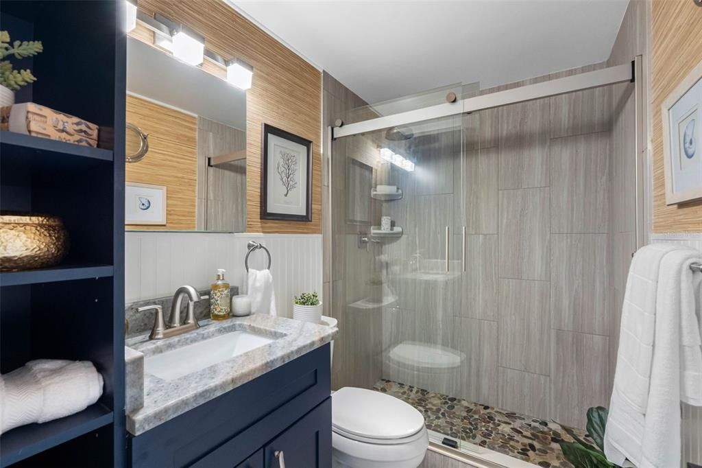 На продажу: $325,000 (2 спален, 2 ванн, 1250 Квадратных фут)