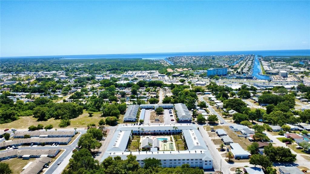 На продажу: $85,000 (2 спален, 1 ванн, 1056 Квадратных фут)