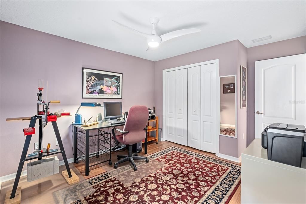 Activo con contrato: $399,900 (3 camas, 2 baños, 2034 Pies cuadrados)