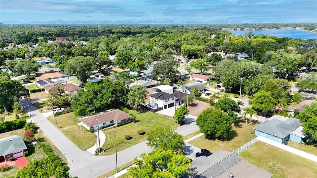 En Venta: $730,000 (4 camas, 3 baños, 2335 Pies cuadrados)