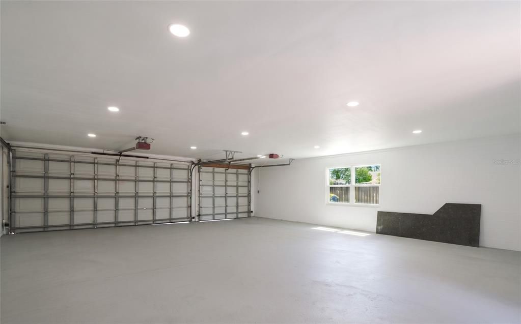 En Venta: $730,000 (4 camas, 3 baños, 2335 Pies cuadrados)
