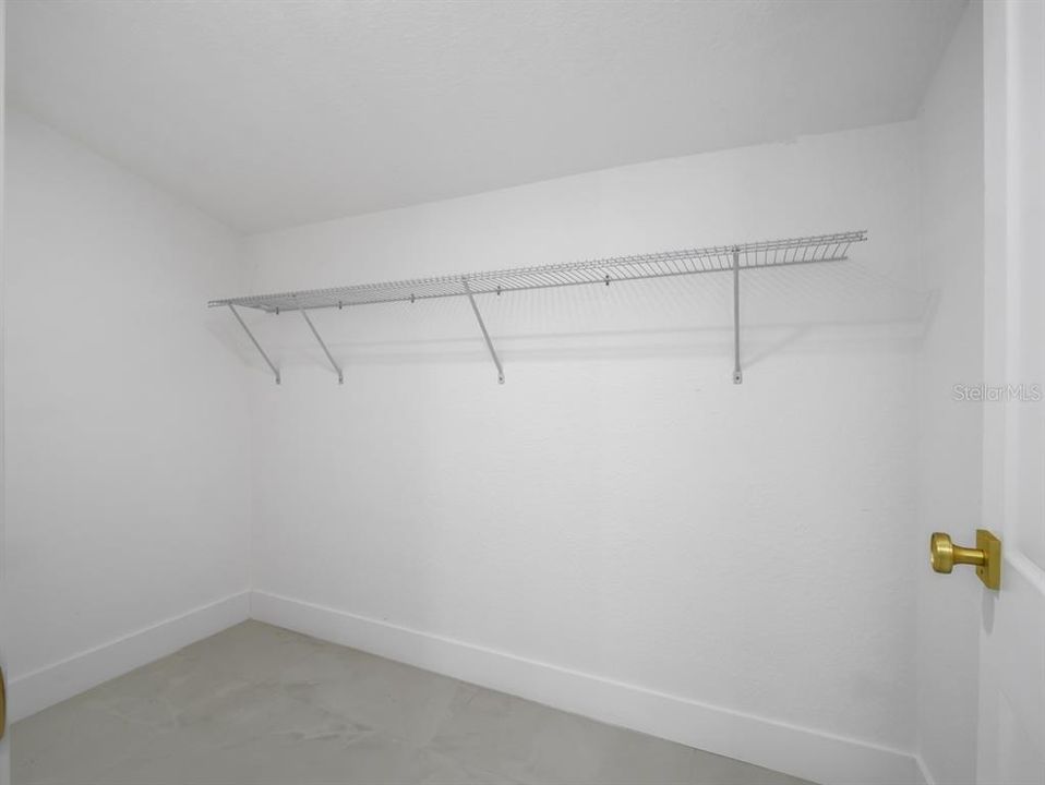 En Venta: $730,000 (4 camas, 3 baños, 2335 Pies cuadrados)