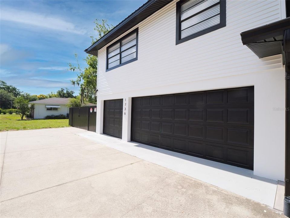 En Venta: $730,000 (4 camas, 3 baños, 2335 Pies cuadrados)