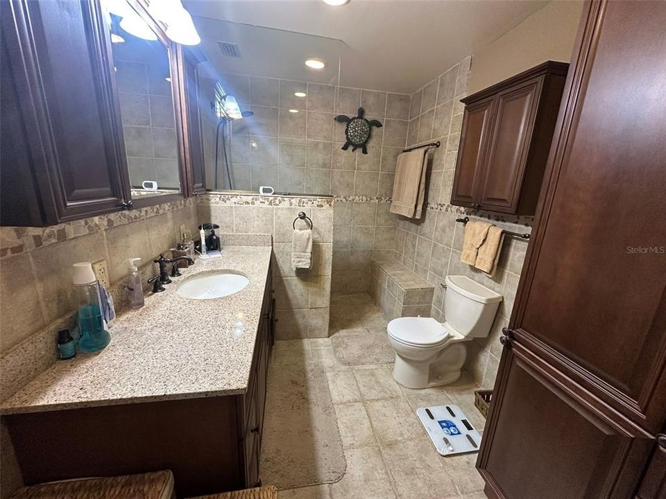 For Sale: $729,000 (5 beds, 3 baths, 3280 Square Feet)