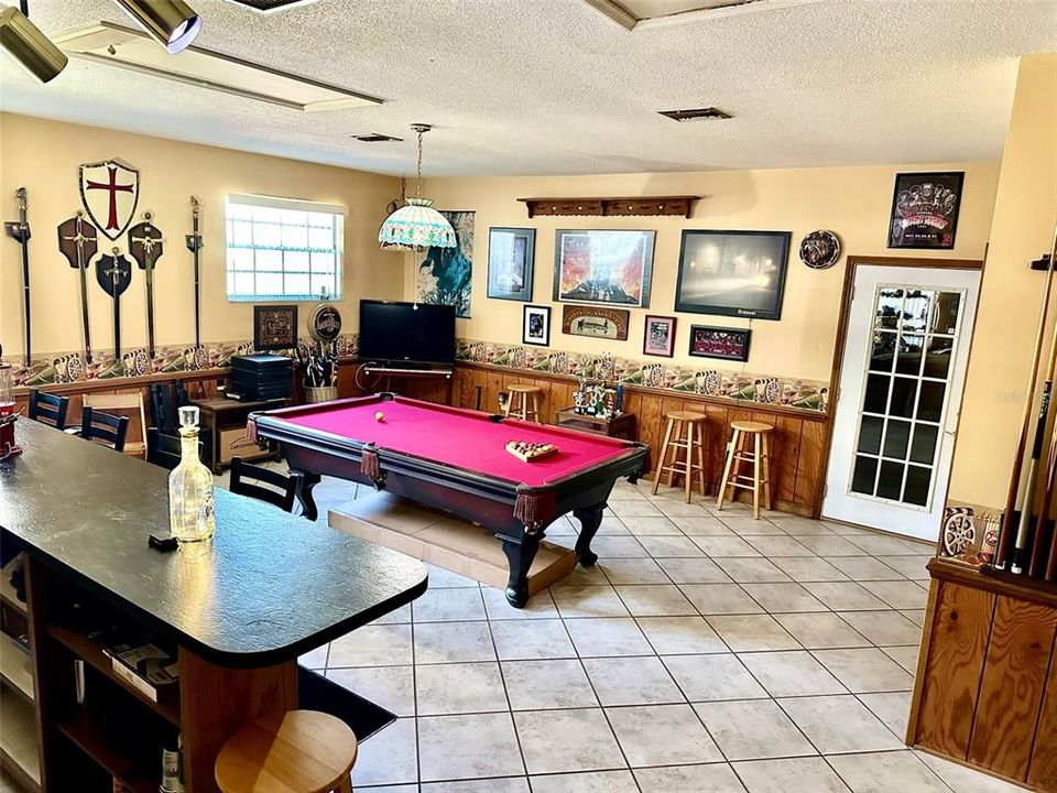 For Sale: $729,000 (5 beds, 3 baths, 3280 Square Feet)