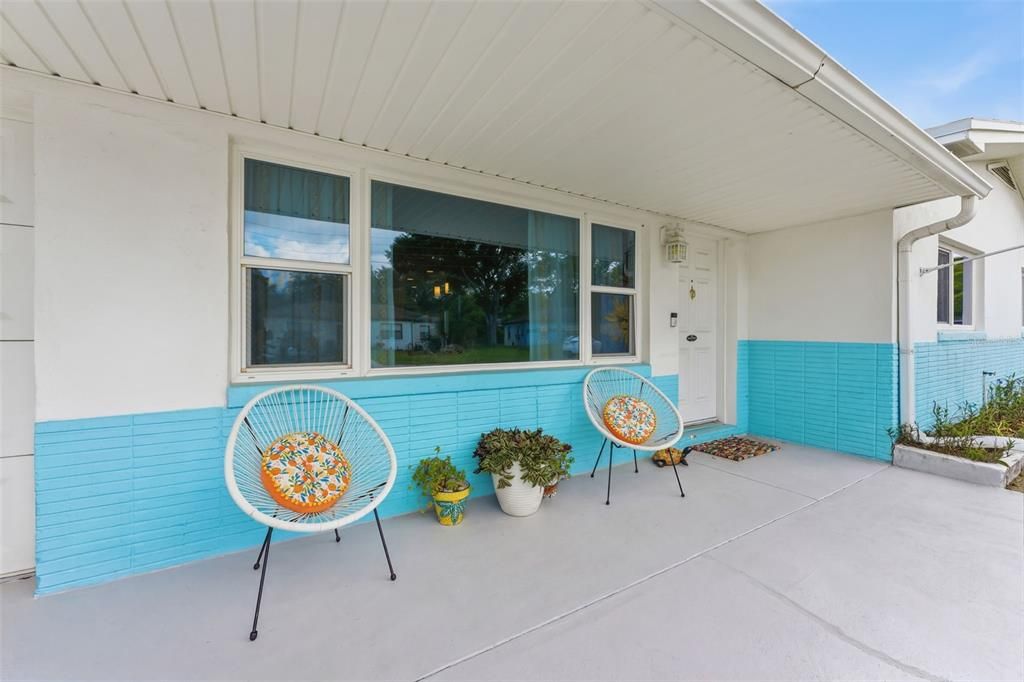 Active With Contract: $435,000 (3 beds, 2 baths, 1664 Square Feet)