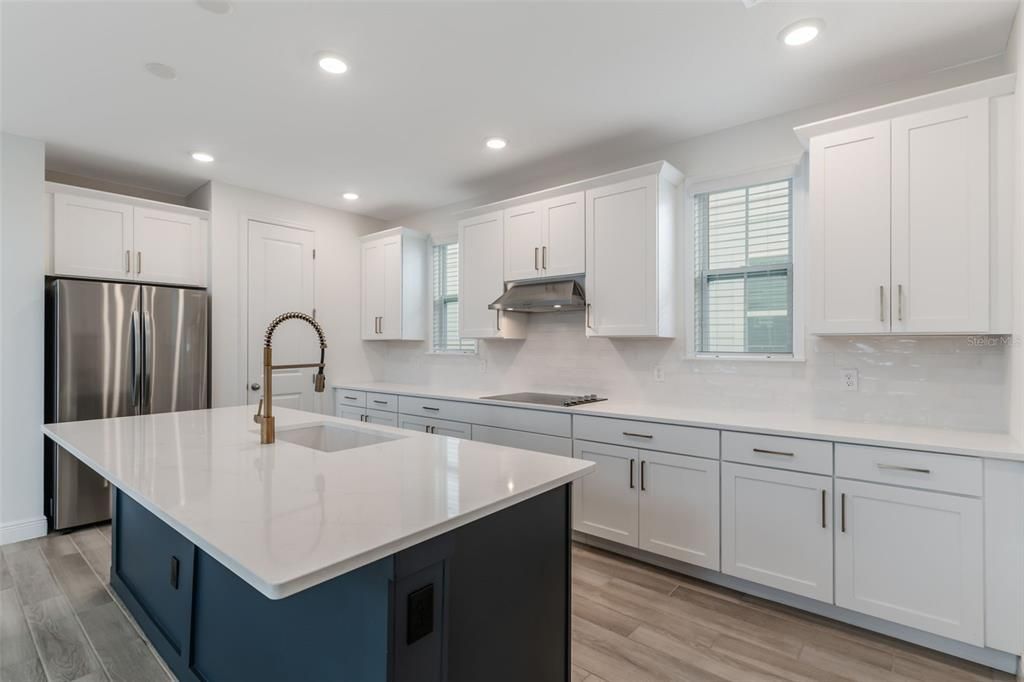 For Rent: $3,000 (4 beds, 3 baths, 2614 Square Feet)