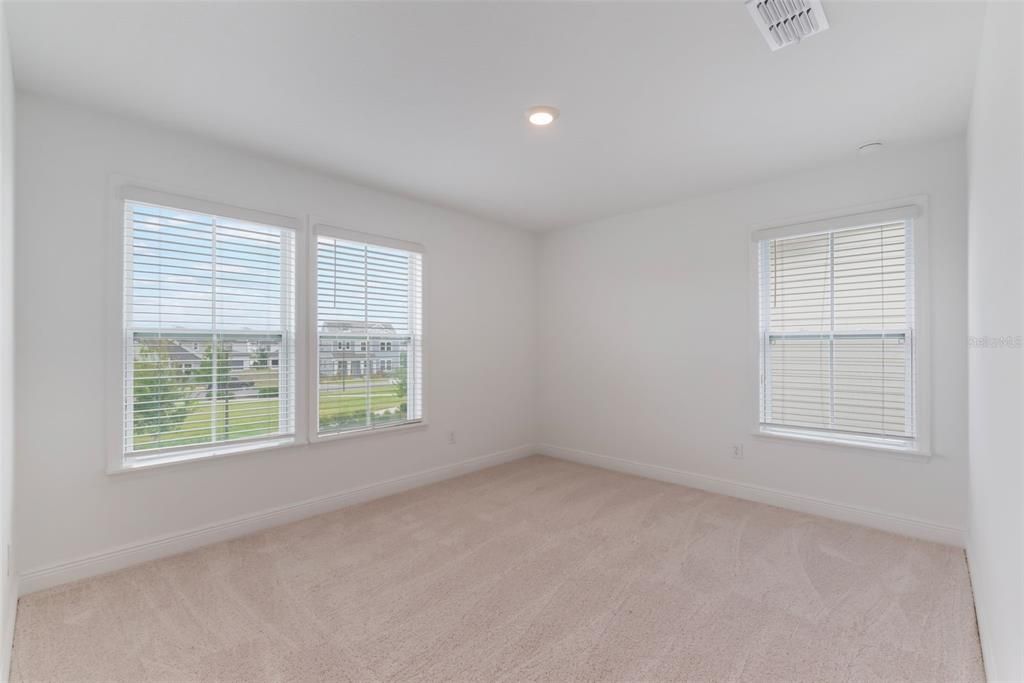 For Rent: $3,000 (4 beds, 3 baths, 2614 Square Feet)
