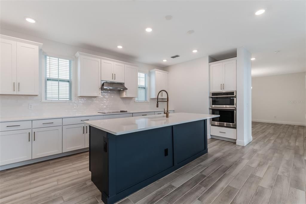 For Rent: $3,000 (4 beds, 3 baths, 2614 Square Feet)