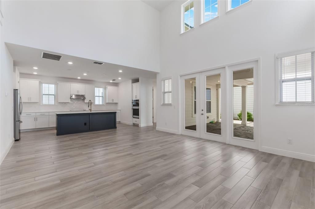 For Rent: $3,000 (4 beds, 3 baths, 2614 Square Feet)