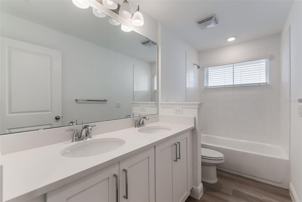 For Rent: $3,000 (4 beds, 3 baths, 2614 Square Feet)