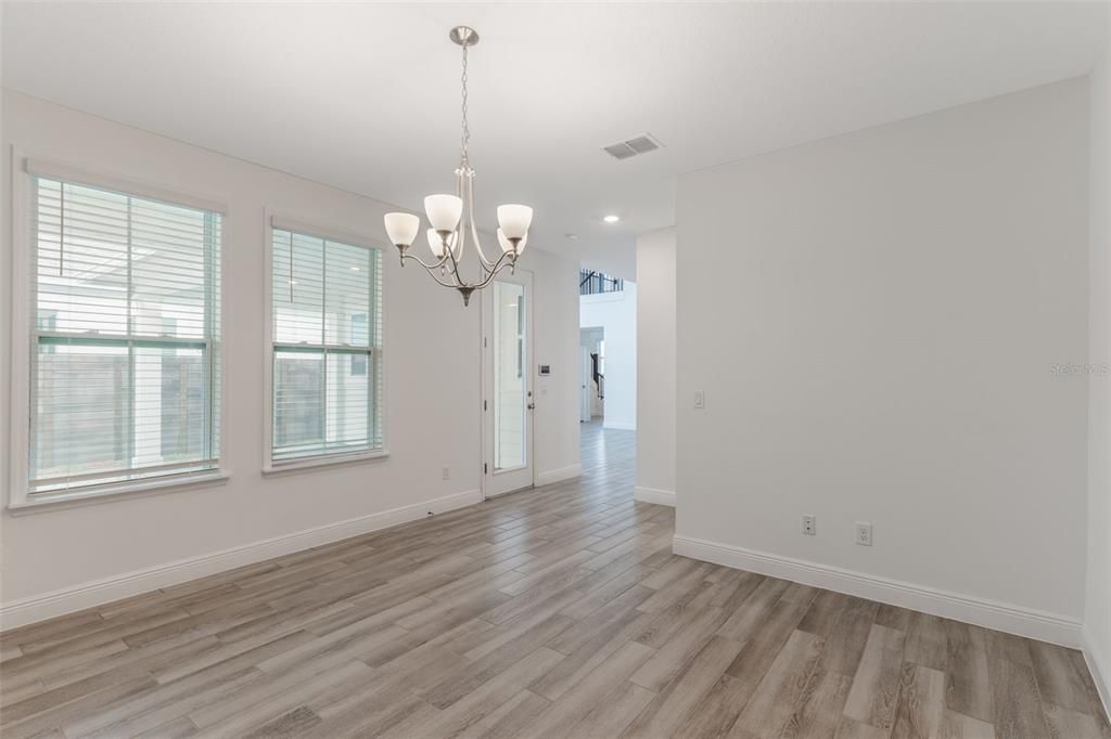 For Rent: $3,000 (4 beds, 3 baths, 2614 Square Feet)