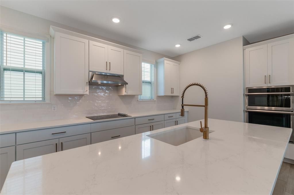 For Rent: $3,000 (4 beds, 3 baths, 2614 Square Feet)
