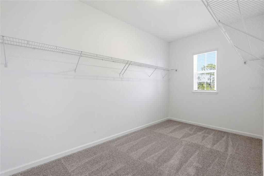 For Sale: $539,990 (3 beds, 2 baths, 2078 Square Feet)