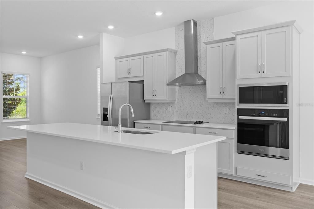 For Sale: $539,990 (3 beds, 2 baths, 2078 Square Feet)