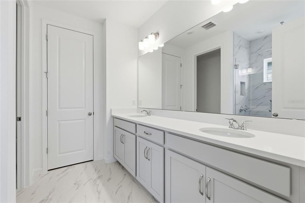 For Sale: $539,990 (3 beds, 2 baths, 2078 Square Feet)