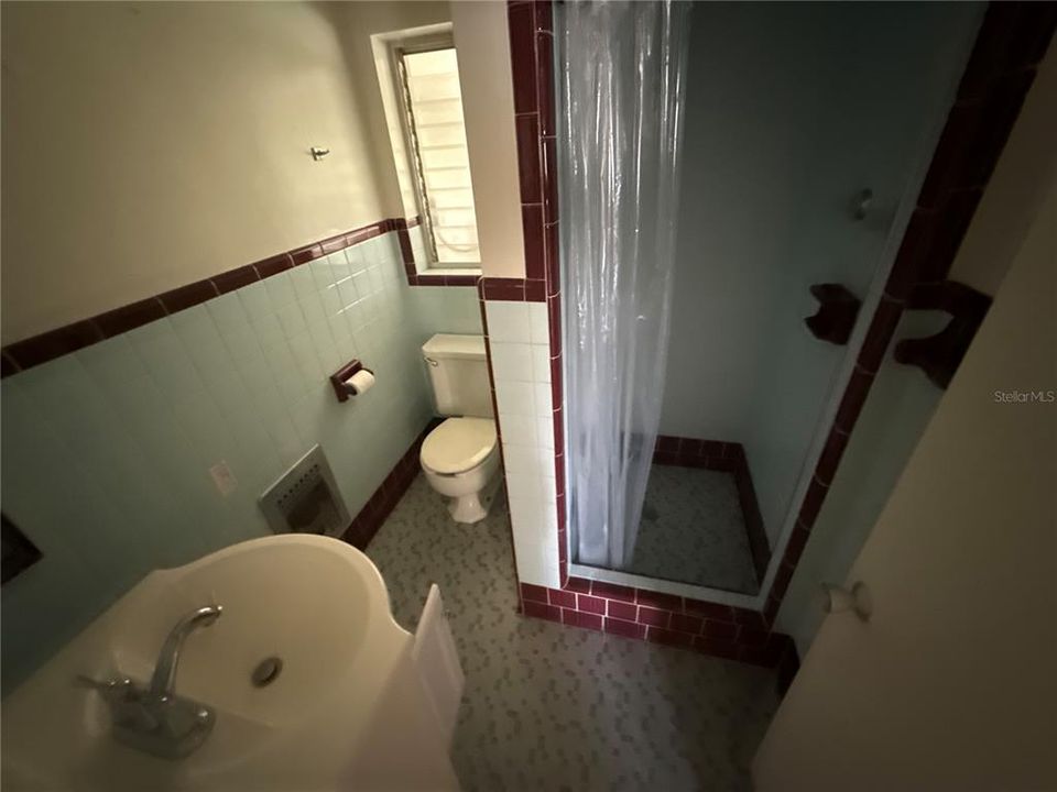 For Sale: $289,000 (3 beds, 2 baths, 1763 Square Feet)