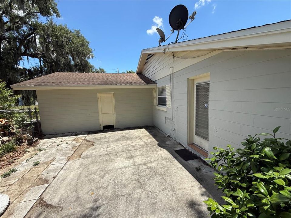For Sale: $289,000 (3 beds, 2 baths, 1763 Square Feet)