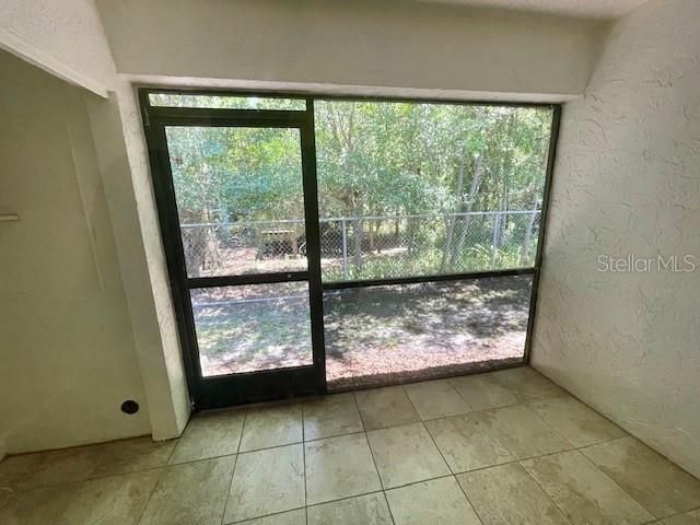 En Renta: $1,625 (2 camas, 1 baños, 900 Pies cuadrados)