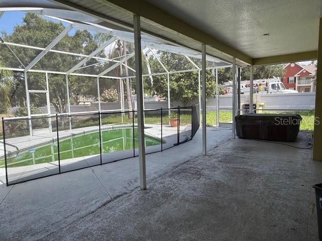 En Venta: $365,000 (4 camas, 2 baños, 2460 Pies cuadrados)