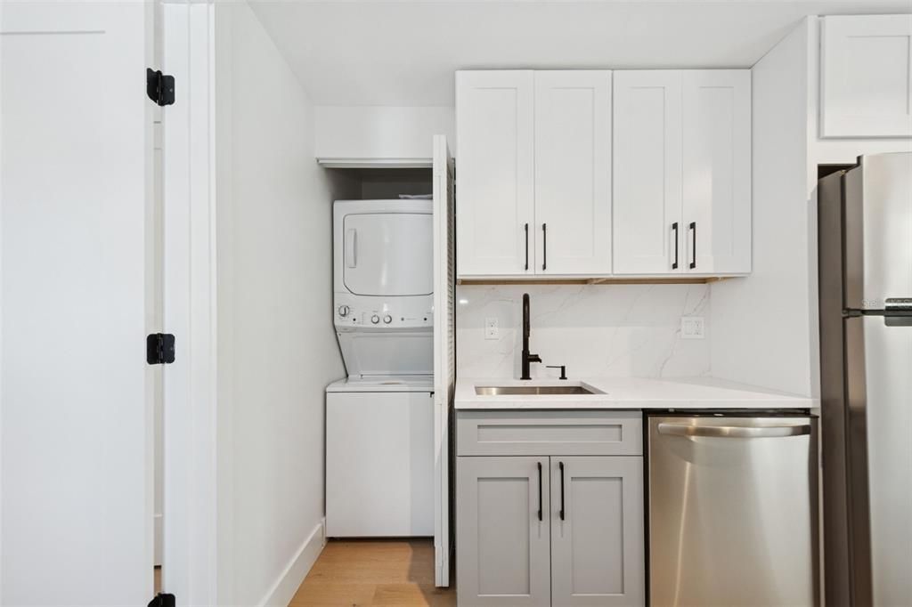 En Venta: $1,149,000 (7 camas, 6 baños, 3432 Pies cuadrados)