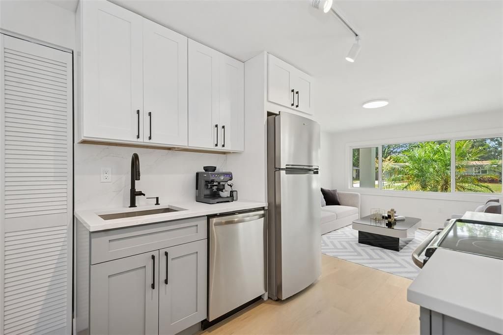 En Venta: $1,149,000 (7 camas, 6 baños, 3432 Pies cuadrados)
