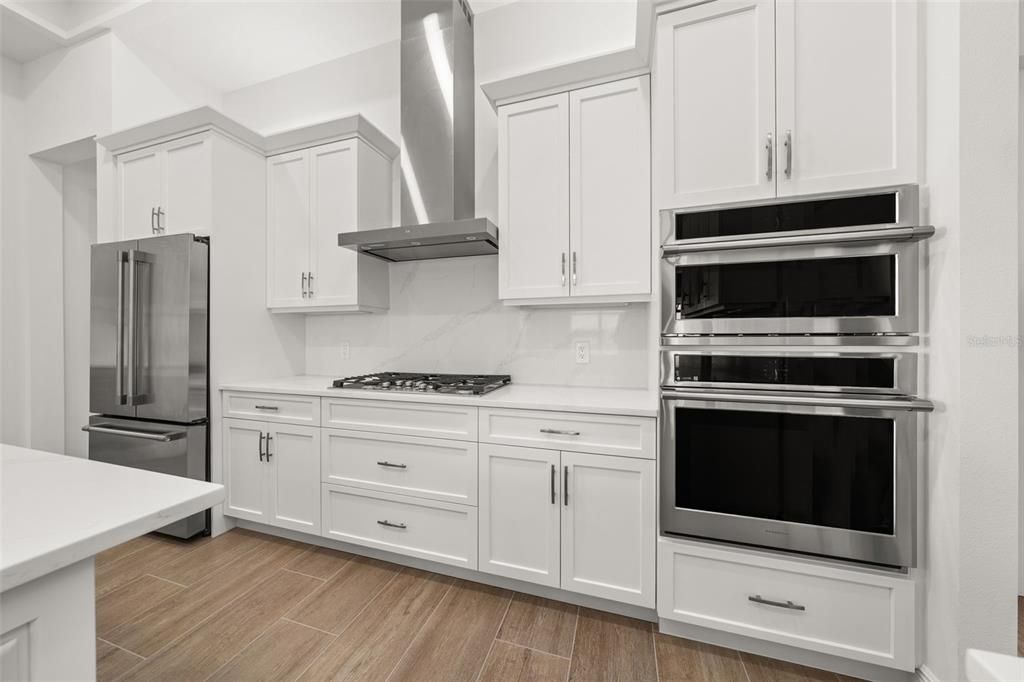 En Venta: $2,000,000 (3 camas, 3 baños, 3072 Pies cuadrados)