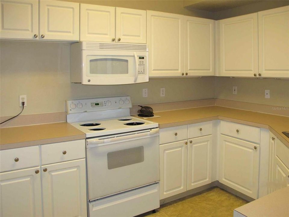 For Rent: $1,595 (2 beds, 2 baths, 1205 Square Feet)