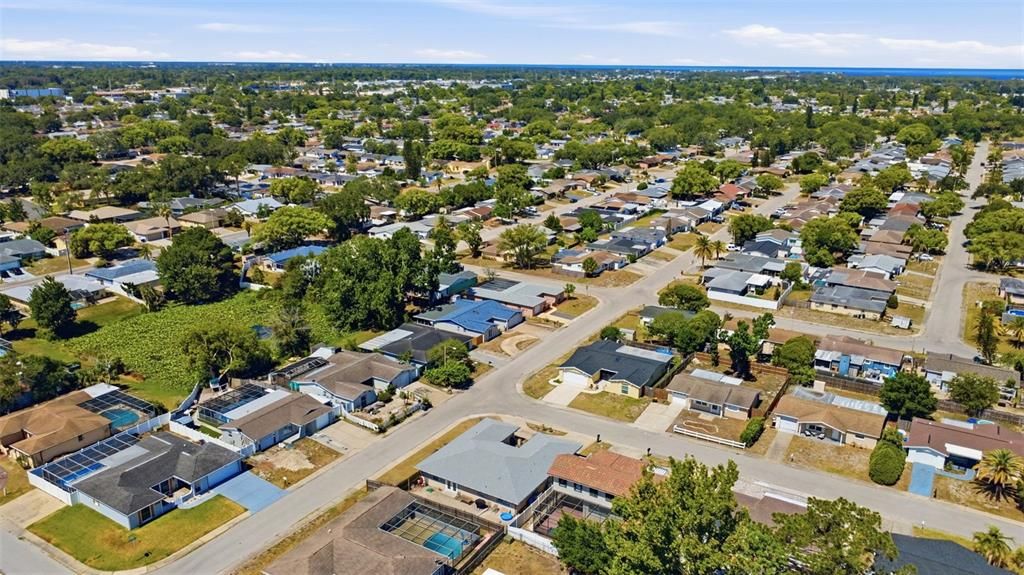 На продажу: $379,900 (4 спален, 3 ванн, 2095 Квадратных фут)
