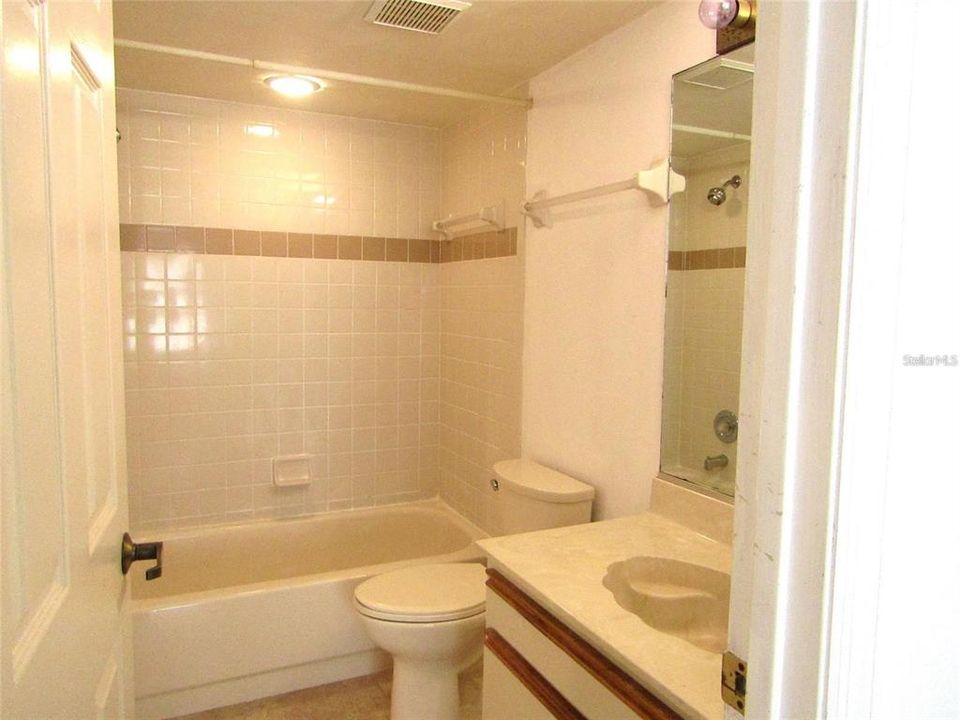 En Renta: $1,900 (2 camas, 2 baños, 1060 Pies cuadrados)