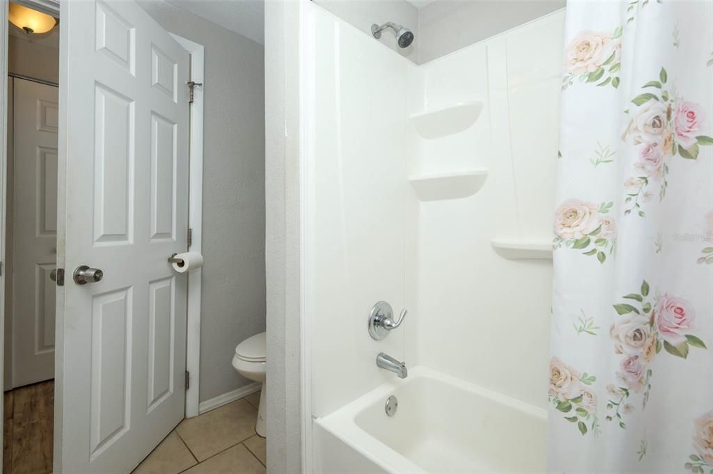 En Venta: $258,900 (3 camas, 2 baños, 1194 Pies cuadrados)