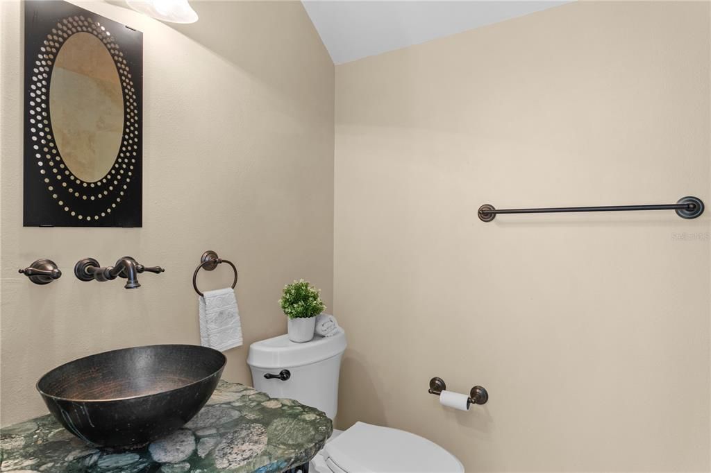 For Sale: $2,189,000 (5 beds, 5 baths, 4546 Square Feet)