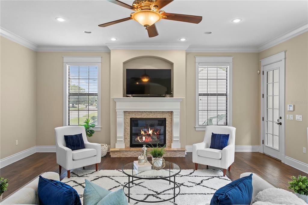 For Sale: $2,189,000 (5 beds, 5 baths, 4546 Square Feet)